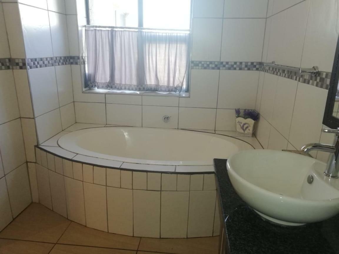 Amani Boutique Hotel & Conference Centre Lydenburg Extérieur photo
